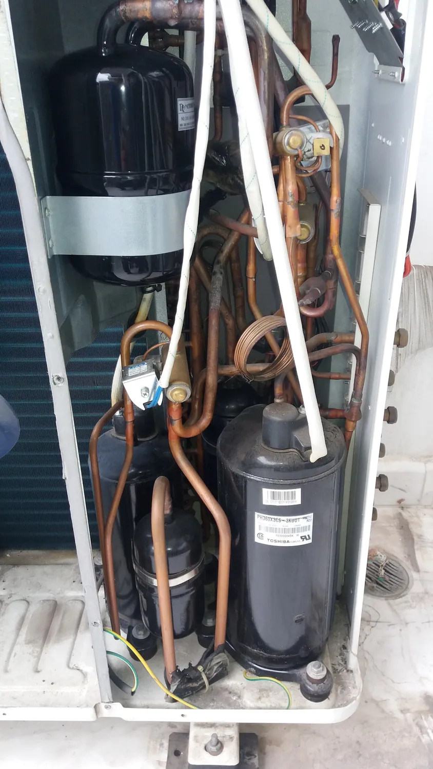 Compressor de condensadora em diagnóstico — Air Clean
